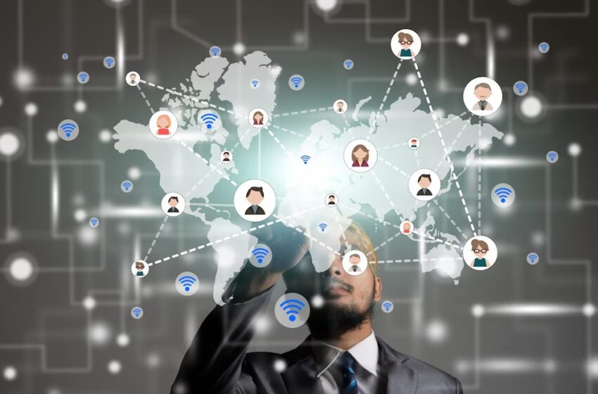  The Evolution of Professional Networking in the Digital Era